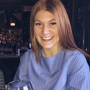 Meet your Posher, Davis